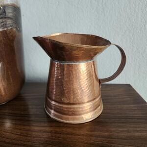 Vintage Hammered Copper Pitcher Primitive Farmhouse Country Home Decor Kitchen